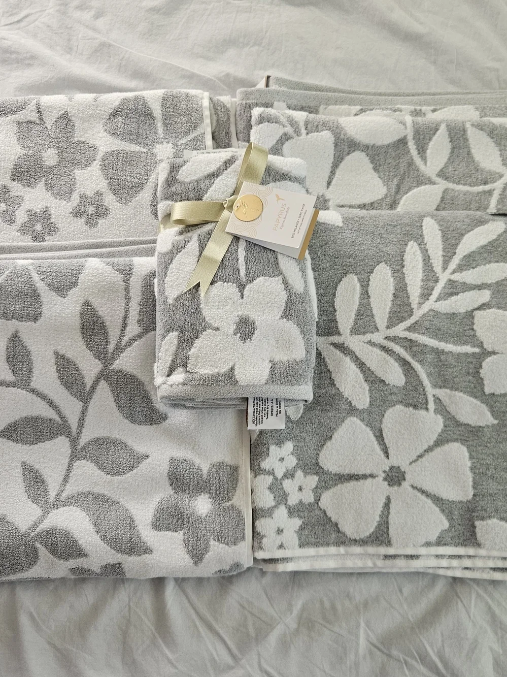 Papyrus Gray & White Floral Towel Set